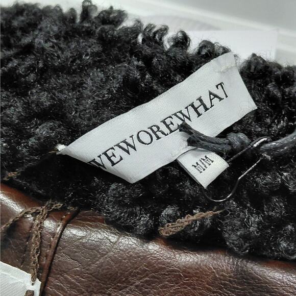 WeWoreWhat Womens Reversible Vegan Leather Sherpa Vest Jacket Size Medium NWT - Picture 12 of 16